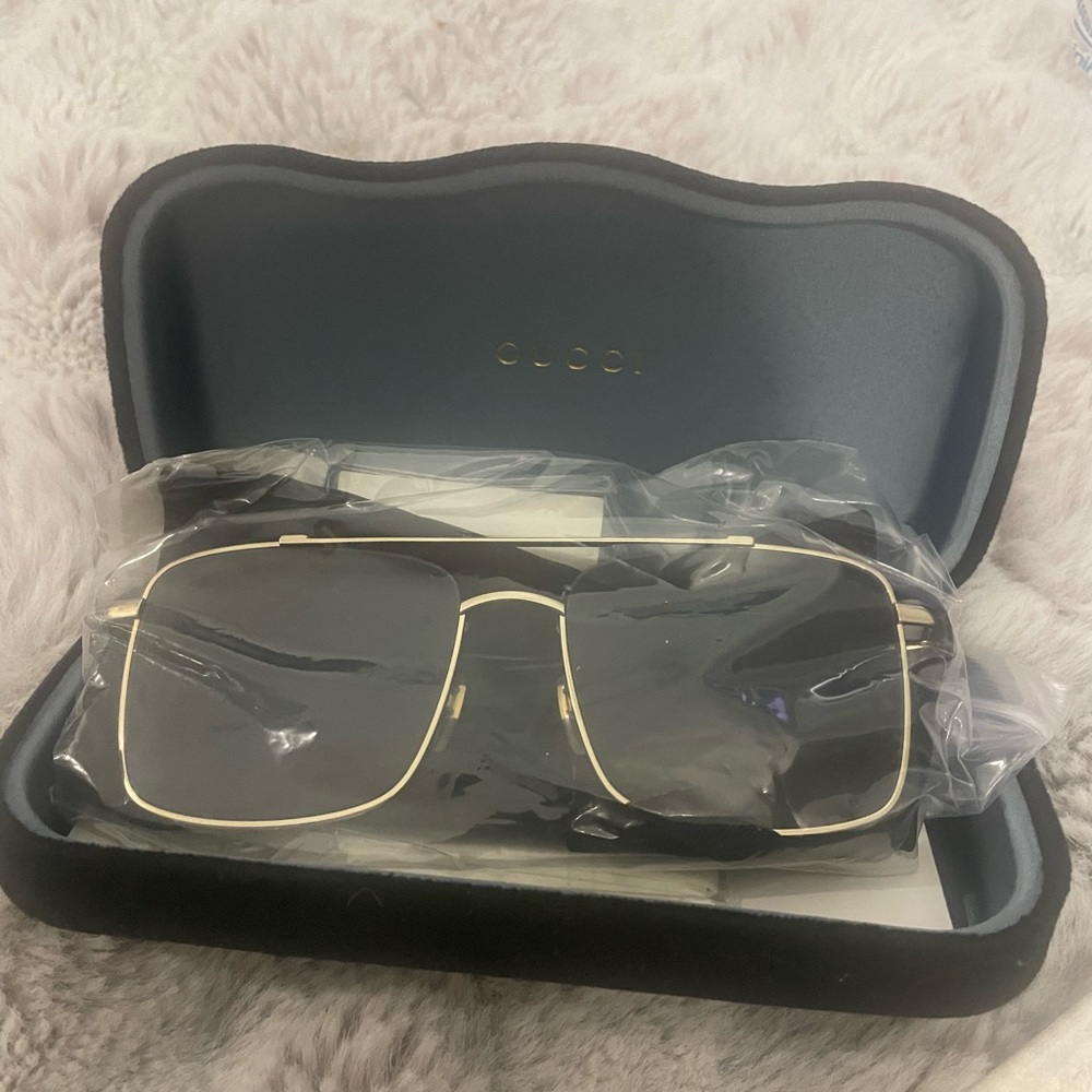 GUCCI MEN'S EYEWEAR GG0610SK 001 GOLD GREY SQUARE SUNGLASSES - Picture 5 of 11